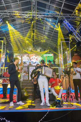 Kaloa Music – Grupo Vallenato, Parranda, Mariachi & Banda Popular Latina