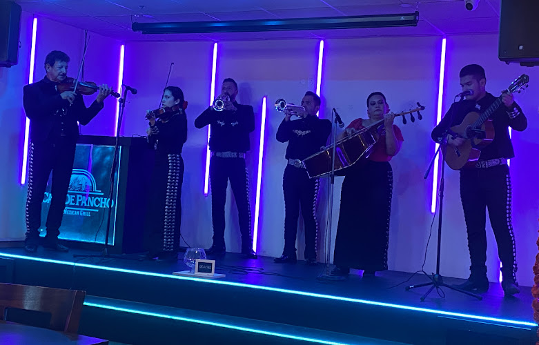 Mariachi Monumental de America de Juan José Almaguer